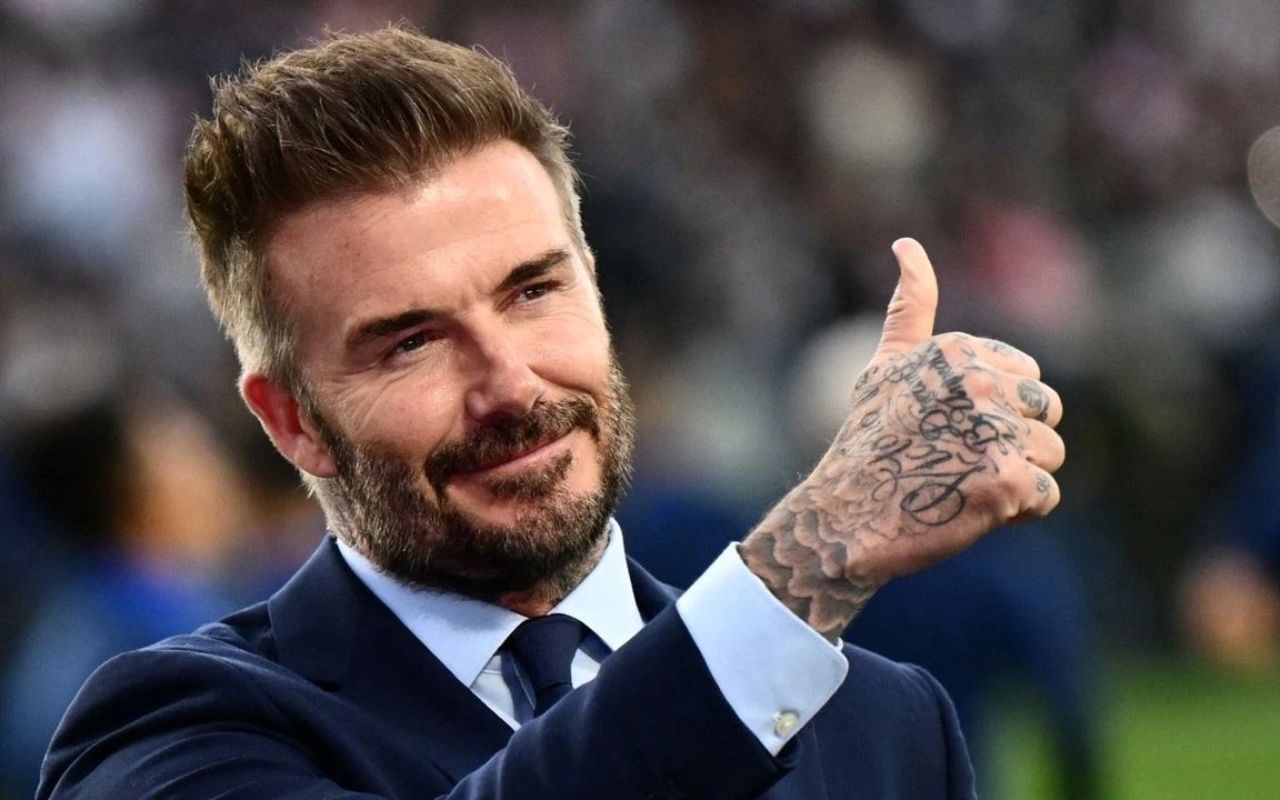 David Beckham - The Iconic Midfield Maestro