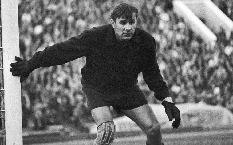 Lev Yashin - The Black Spider of Football