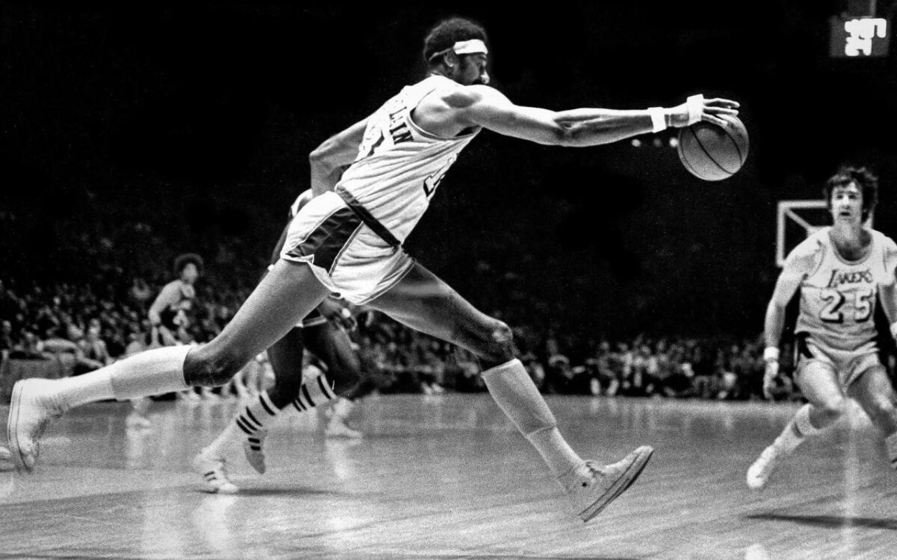 Wilt Chamberlain - The Most Dominant Force in Basketball History
